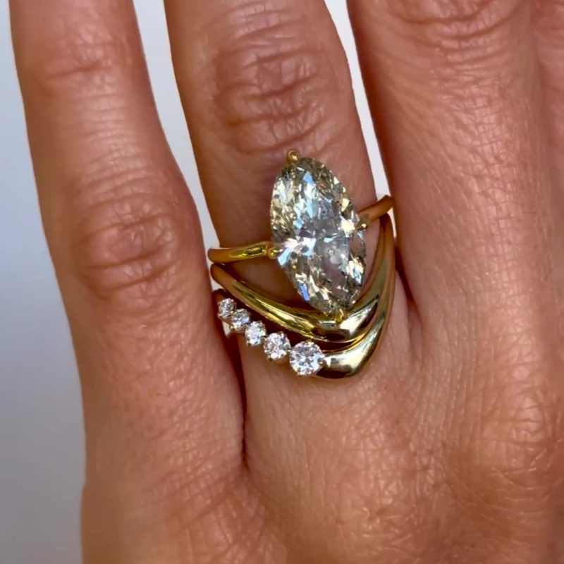 Jorrio handmade gold oval cut brilliant sterling silver wedding bridal ring set