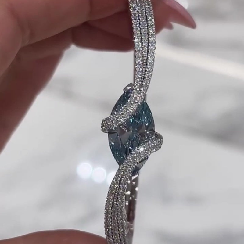 Jorrio handmade elegant & chic marquise blue CZ bracelet