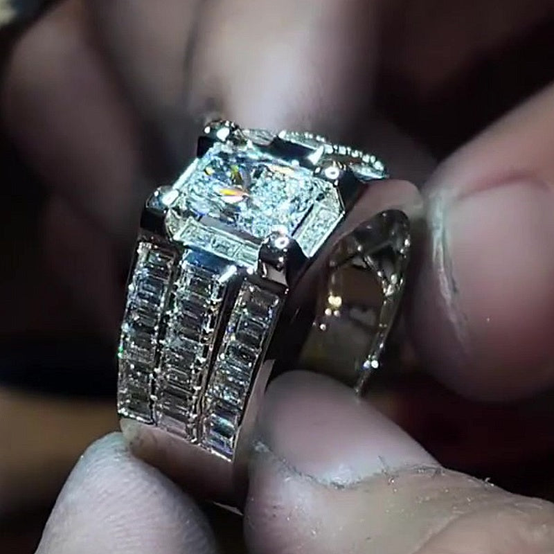 Jorrio Handmade Iced Out Moissanite Men's Luxury Statement Ring