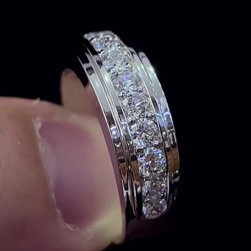 Jorrio handmade 1.03ct classic round cut ring