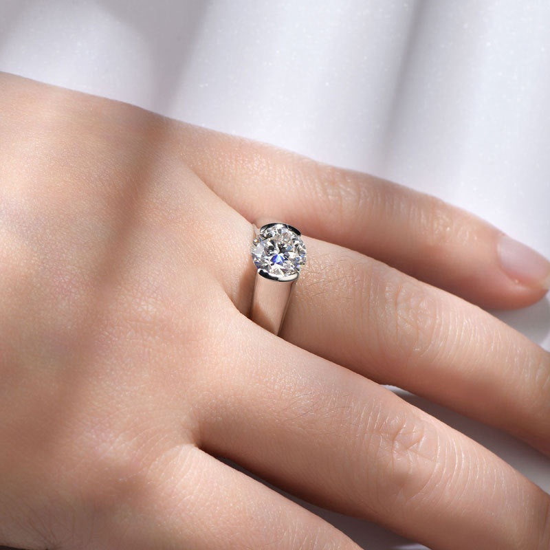 Jorrio handmade 2ct timeless & classic round solitaire moissanite sterling silver ring