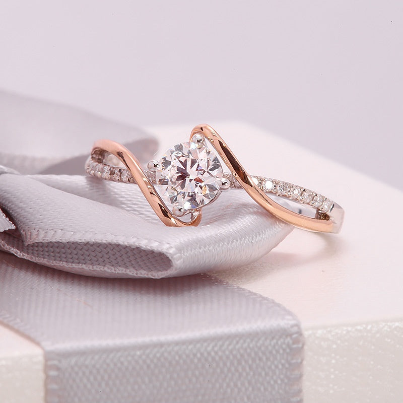 Jorrio round cut moissanite two-tone sterling silver ring