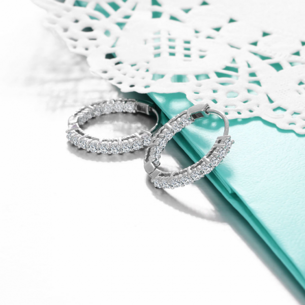 Jorrio vintage style round cut diamond sterling silver earrings