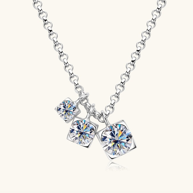 Jorrio handmade 0.9ct round cut glamorous three-stone moissanite sterling silver necklace