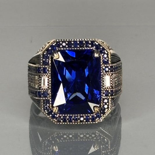 Jorrio handmade vintage-style radiant cut blue sapphire men’s ring