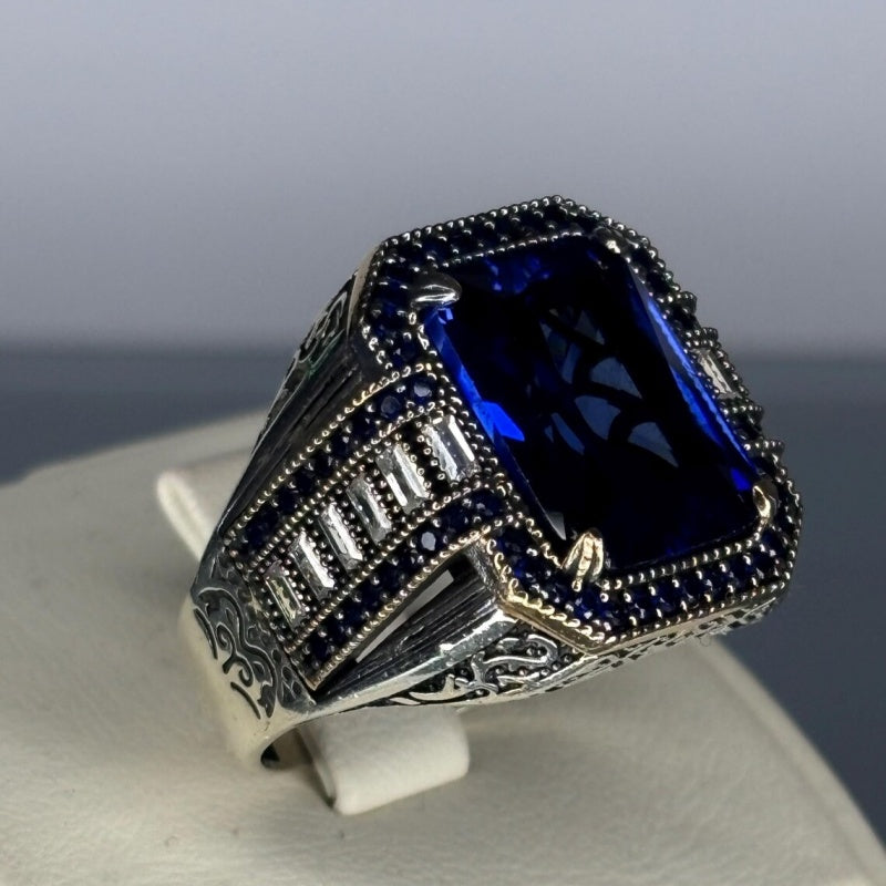 Jorrio handmade vintage-style radiant cut blue sapphire men’s ring