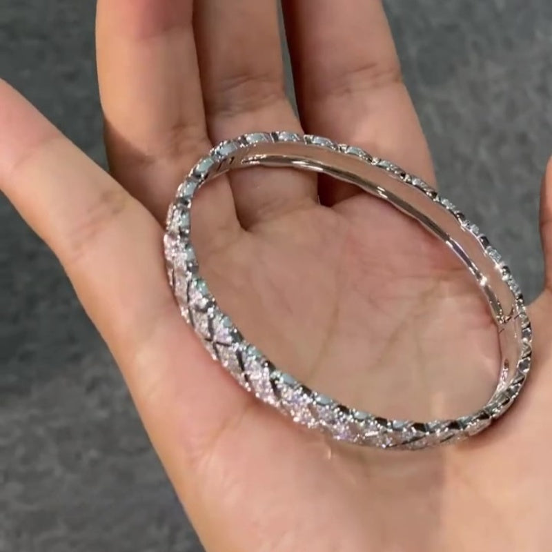 Jorrio handmade sparkling & elegant bracelet