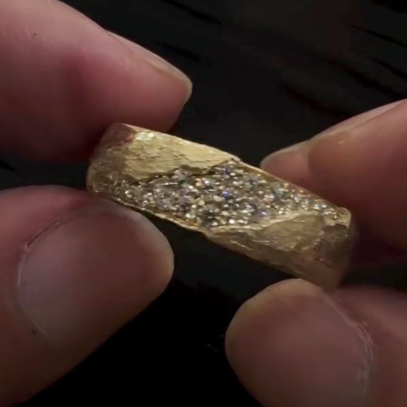 Jorrio handmade gold eternity breaker vintage finish men's ring