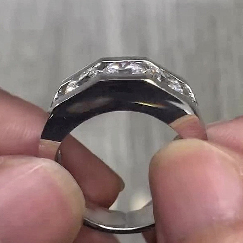 Jorrio Handmade Classic Modern Triple Round Moissanite Men's Ring