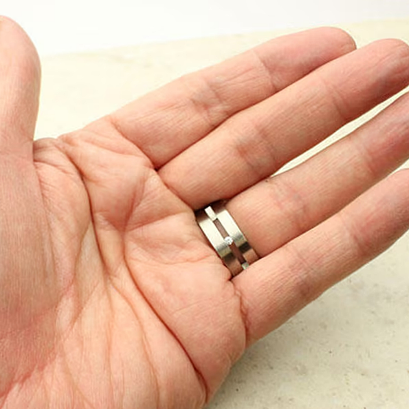 Jorrio Handmade Minimalist Princess Cut Men’s Ring