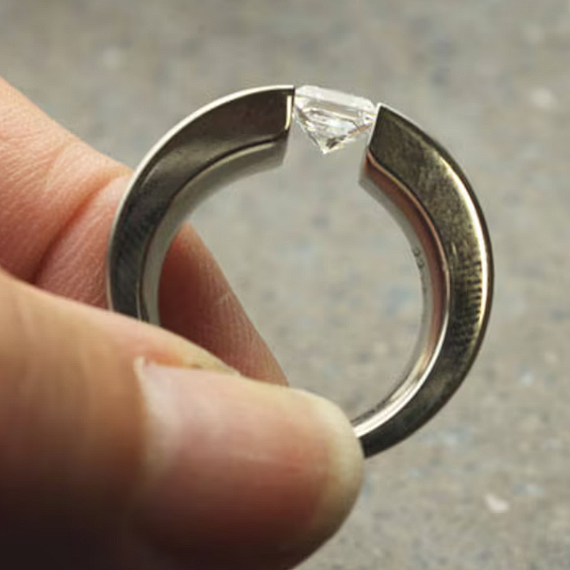 Jorrio Handmade Minimalist Princess Cut Men’s Ring