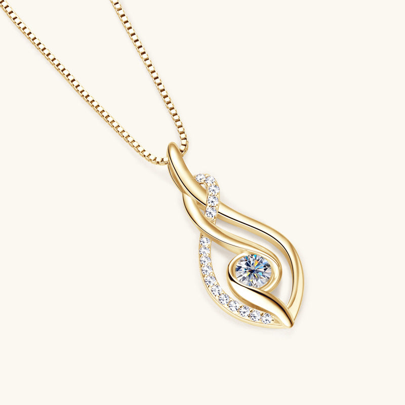 Jorrio handmade 0.43ct round cut Moissanite sterling silver necklace